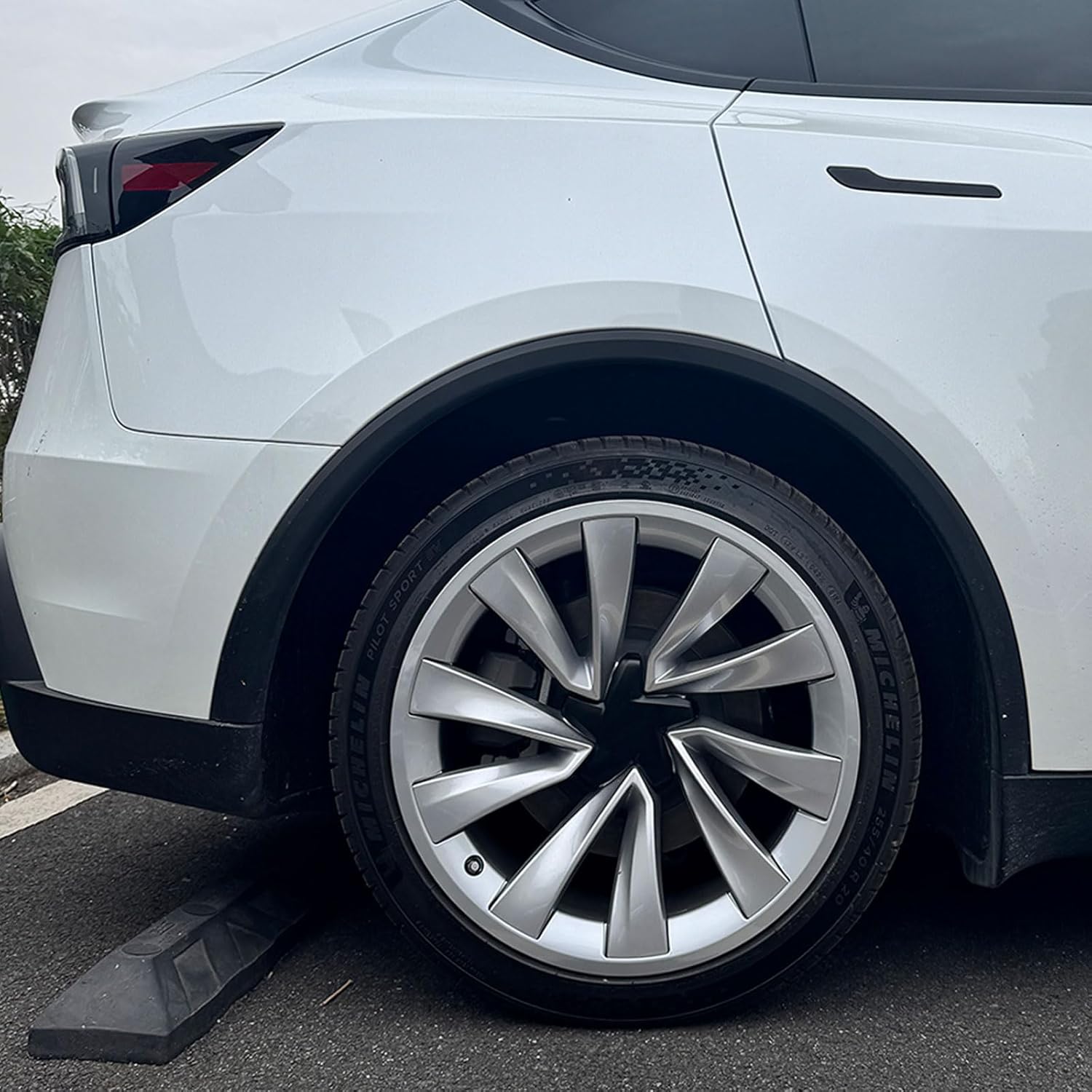 for Tesla Model Y 20 Inch Helix Wheel Rim Protector Hubcaps Helix Wheels Rim Cover Tire Trim Rings Silver 4Pcs Model Y Accessories - Image 5